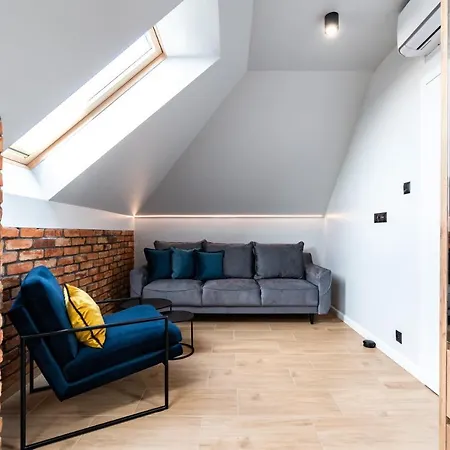 Dom wakacyjny Family - Dwupoziomowe Z Basenem *