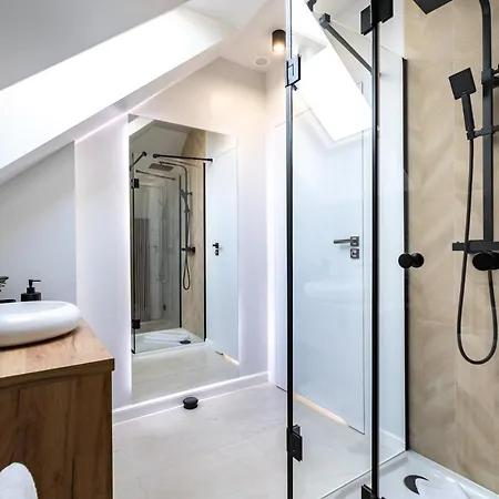 Дом отдыха Family - Dwupoziomowe Z Basenem