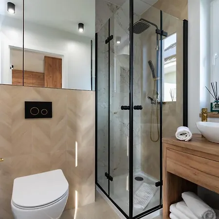 Дом отдыха Family - Dwupoziomowe Z Basenem *