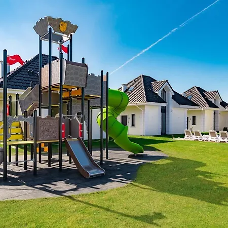 Casa de Férias Family - Dwupoziomowe Z Basenem Ustka