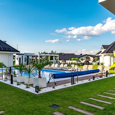 Family - Dwupoziomowe Z Basenem Dom wakacyjny Ustka