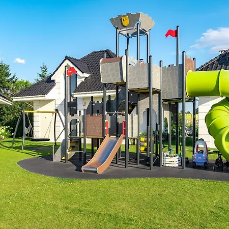 Family - Dwupoziomowe Z Basenem * Ustka