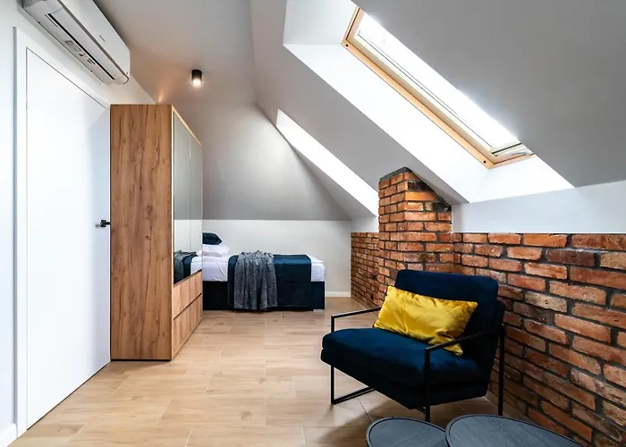 度假居 Family - Dwupoziomowe Z Basenem 乌斯特卡