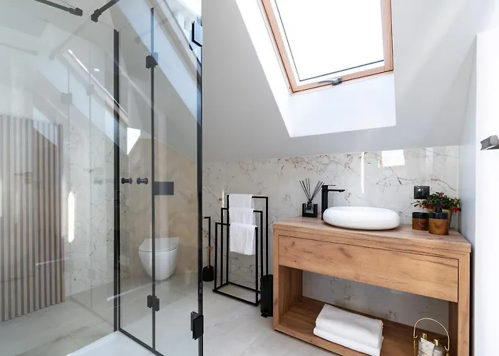 度假居 Family - Dwupoziomowe Z Basenem