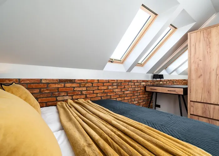 Family - Dwupoziomowe Z Basenem Casa vacanze